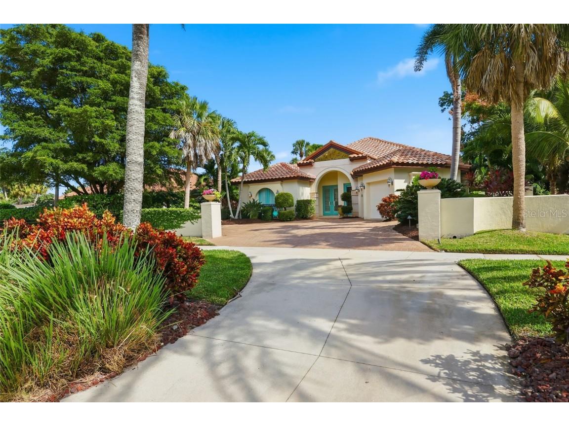 4946 Brywill Circle Sarasota FL 34234 A4670935 image2