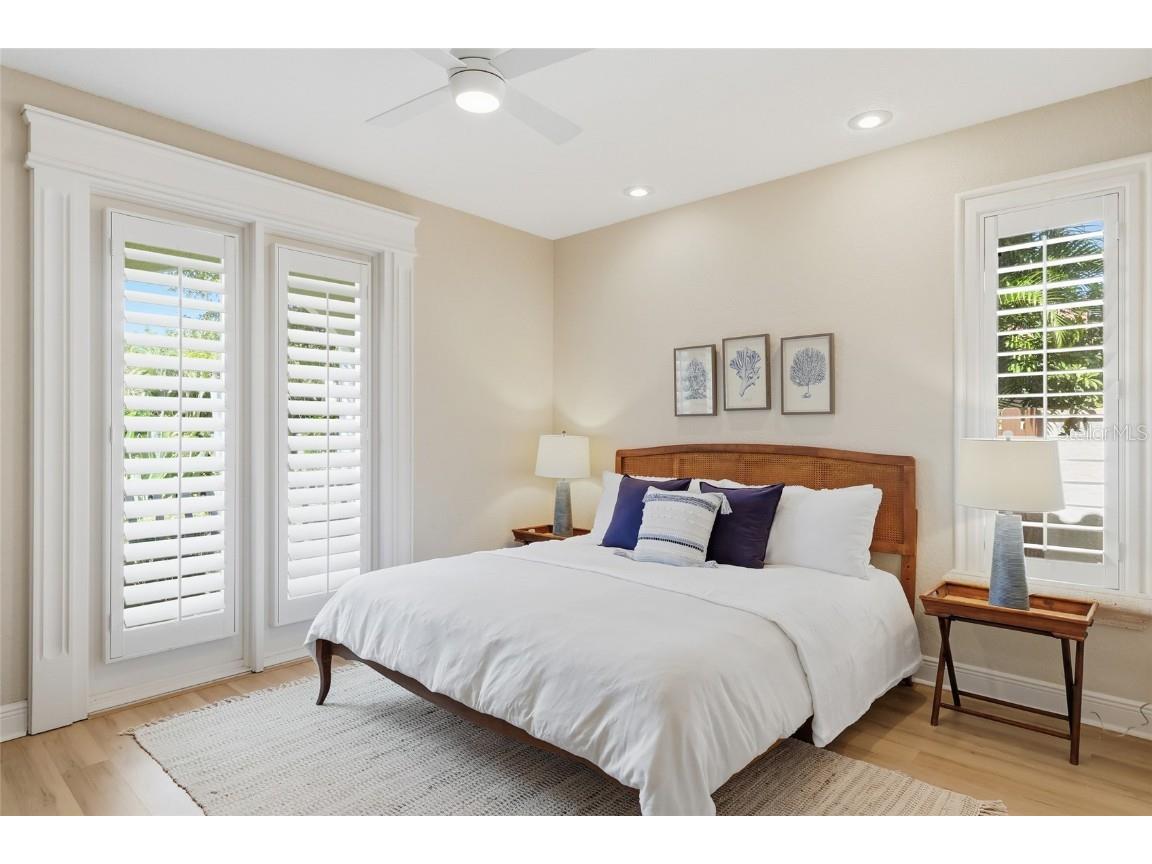 4946 Brywill Circle Sarasota FL 34234 A4670935 image27