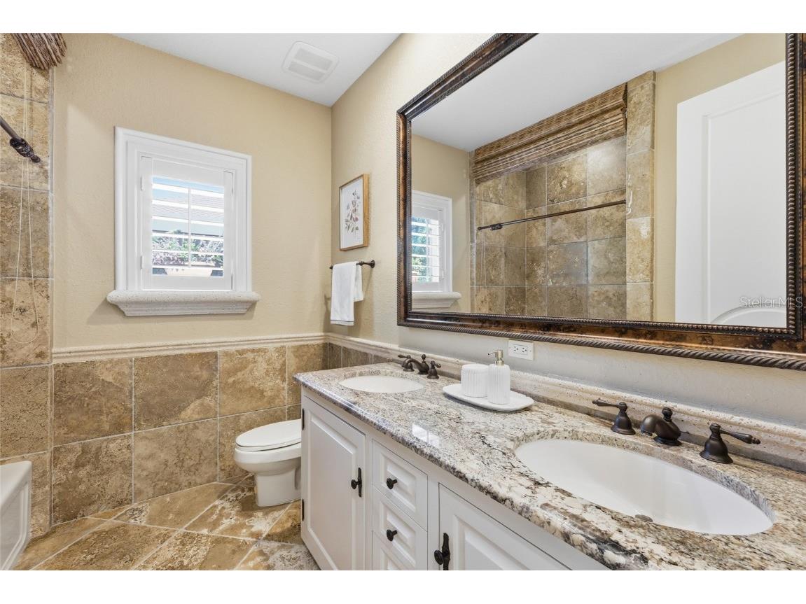 4946 Brywill Circle Sarasota FL 34234 A4670935 image29