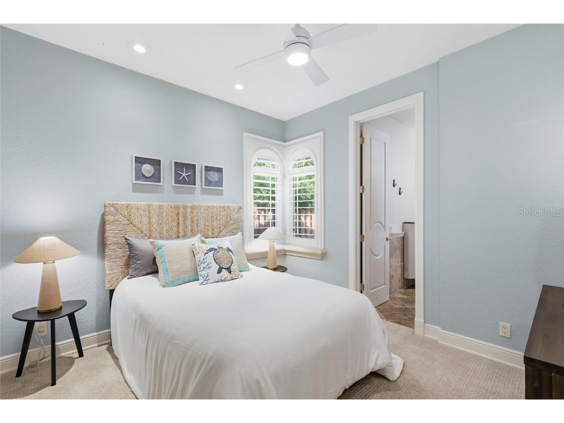 4946 Brywill Circle Sarasota FL 34234 A4670935 image31