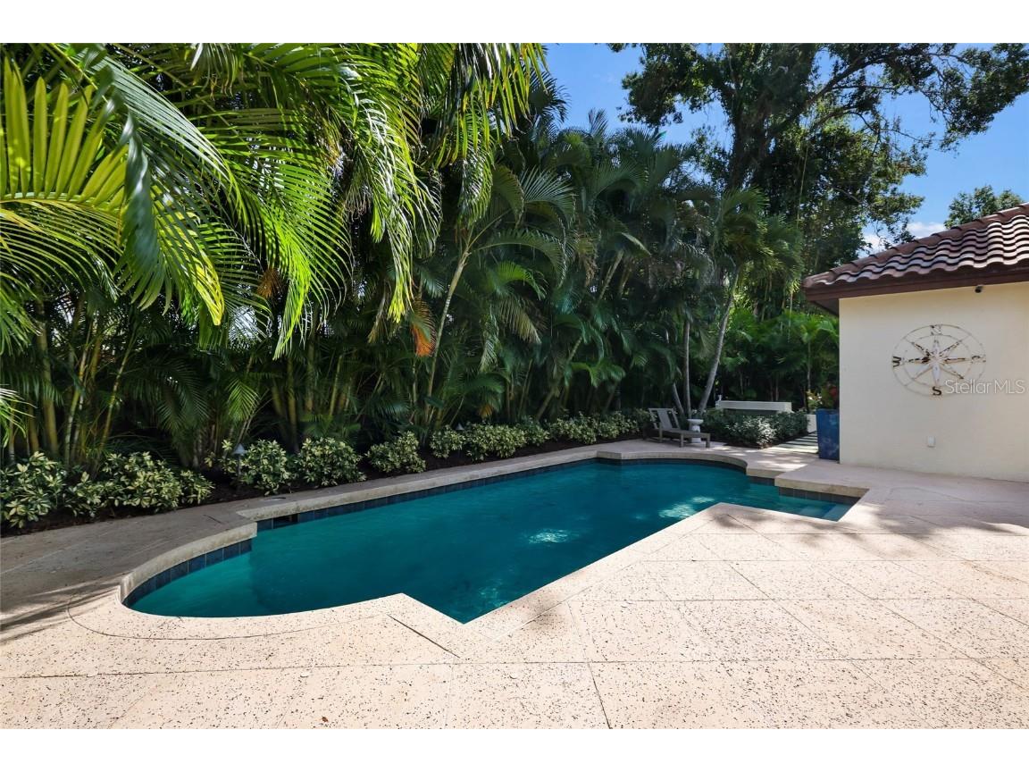 4946 Brywill Circle Sarasota FL 34234 A4670935 image36