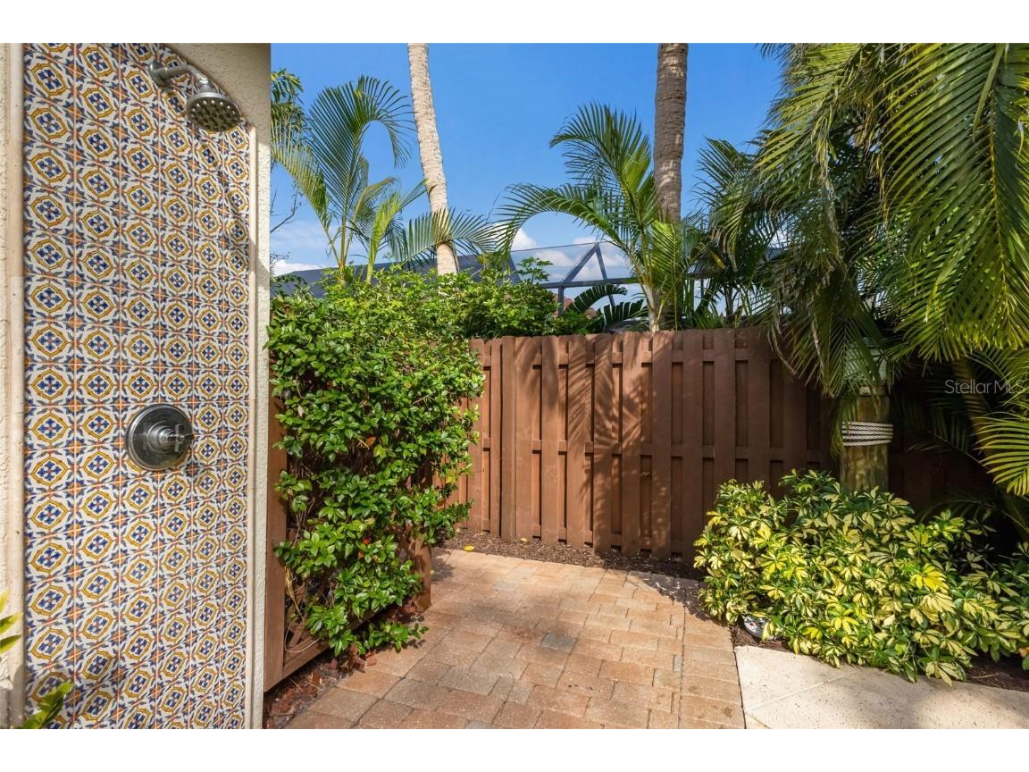 4946 Brywill Circle Sarasota FL 34234 A4670935 image39