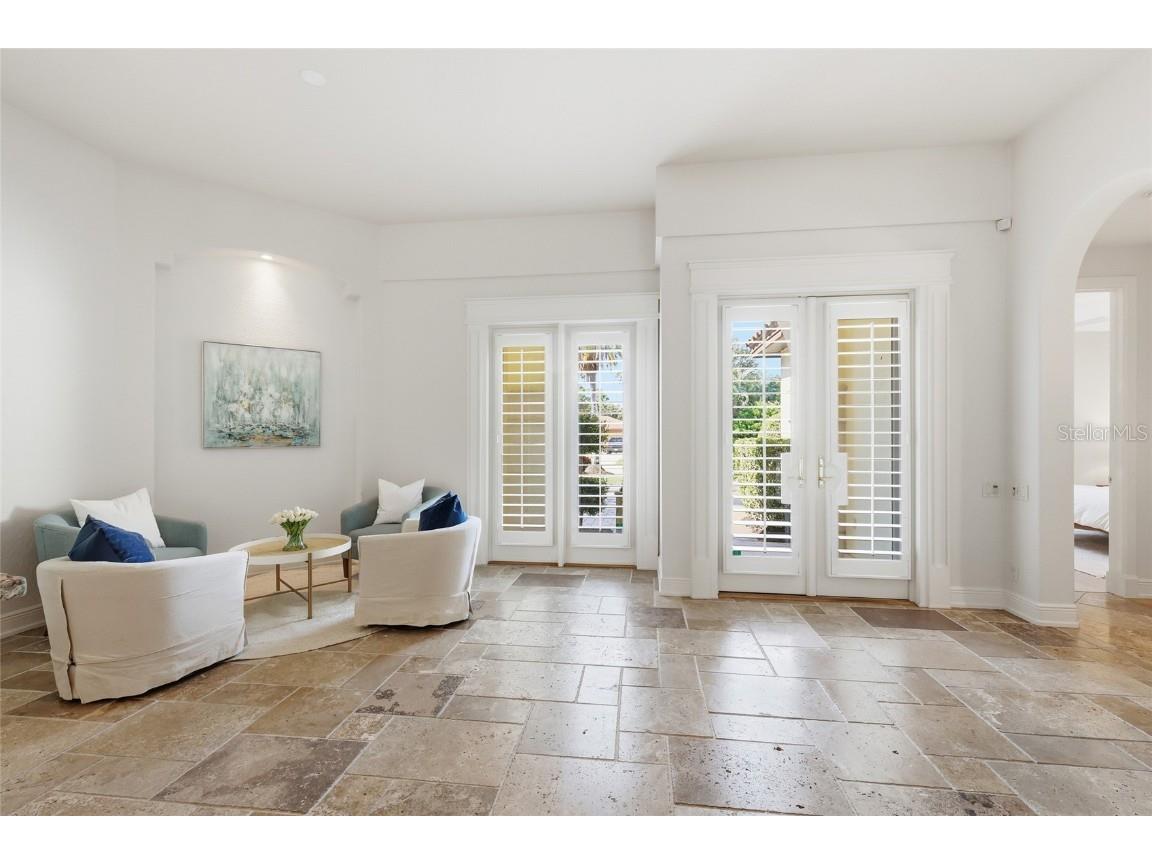 4946 Brywill Circle Sarasota FL 34234 A4670935 image4