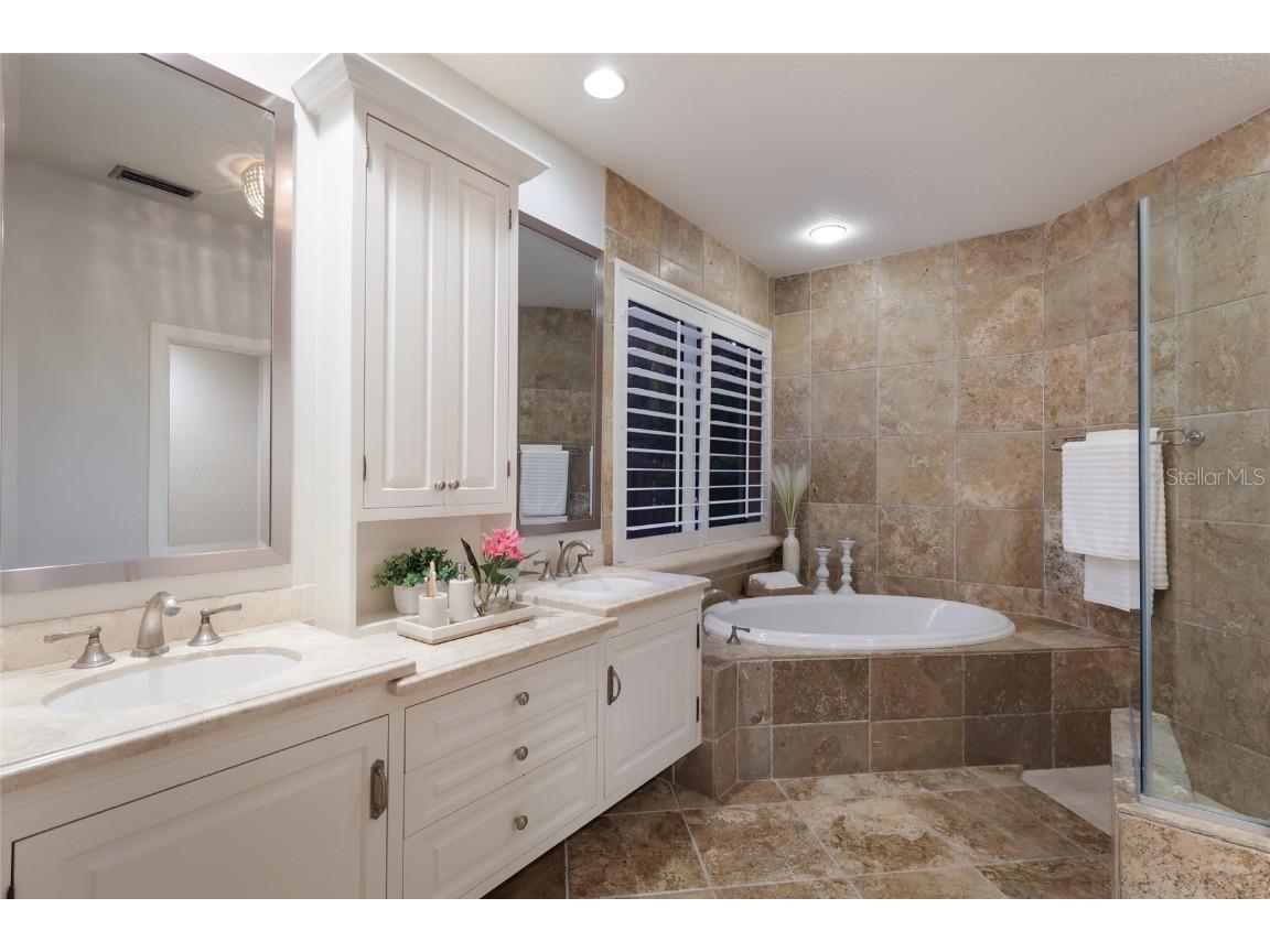 4946 Brywill Circle Sarasota FL 34234 A4670935 image83