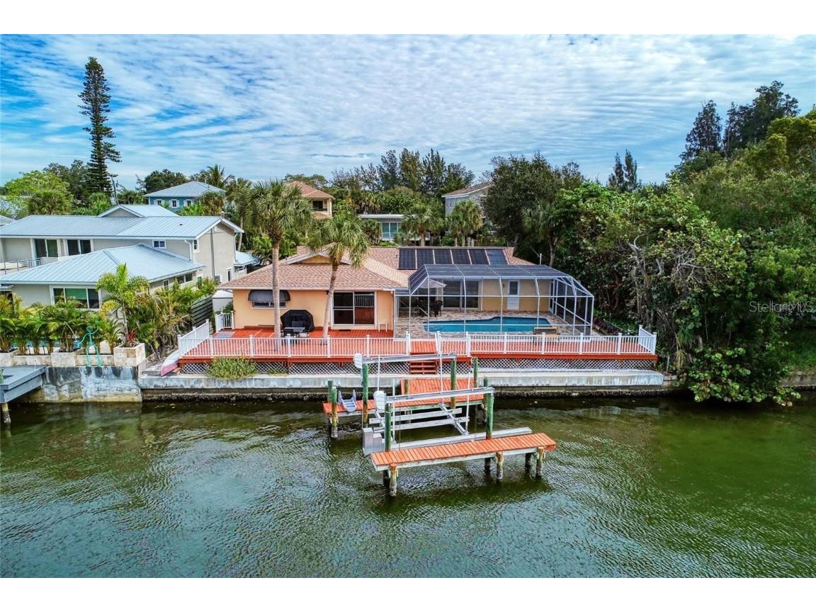 4946 Commonwealth Drive Sarasota FL 34242 A4657231 image1