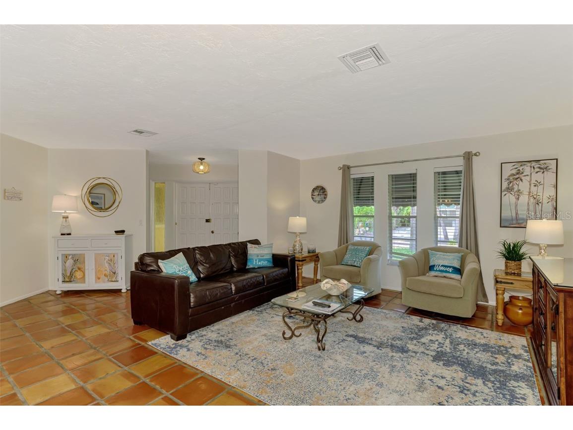 4946 Commonwealth Drive Sarasota FL 34242 A4657231 image10