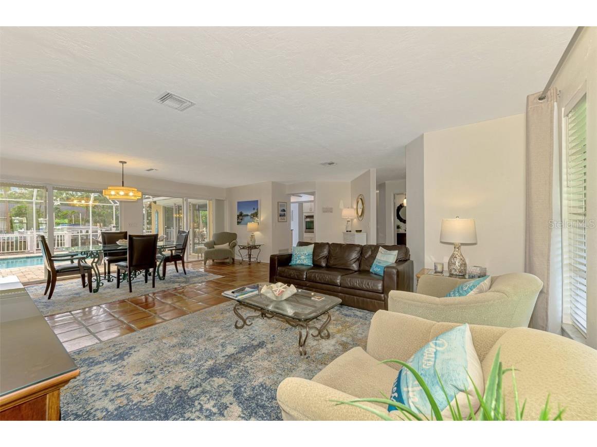 4946 Commonwealth Drive Sarasota FL 34242 A4657231 image11