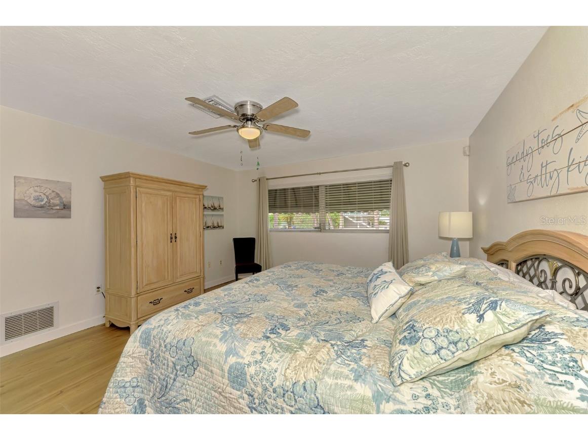 4946 Commonwealth Drive Sarasota FL 34242 A4657231 image31