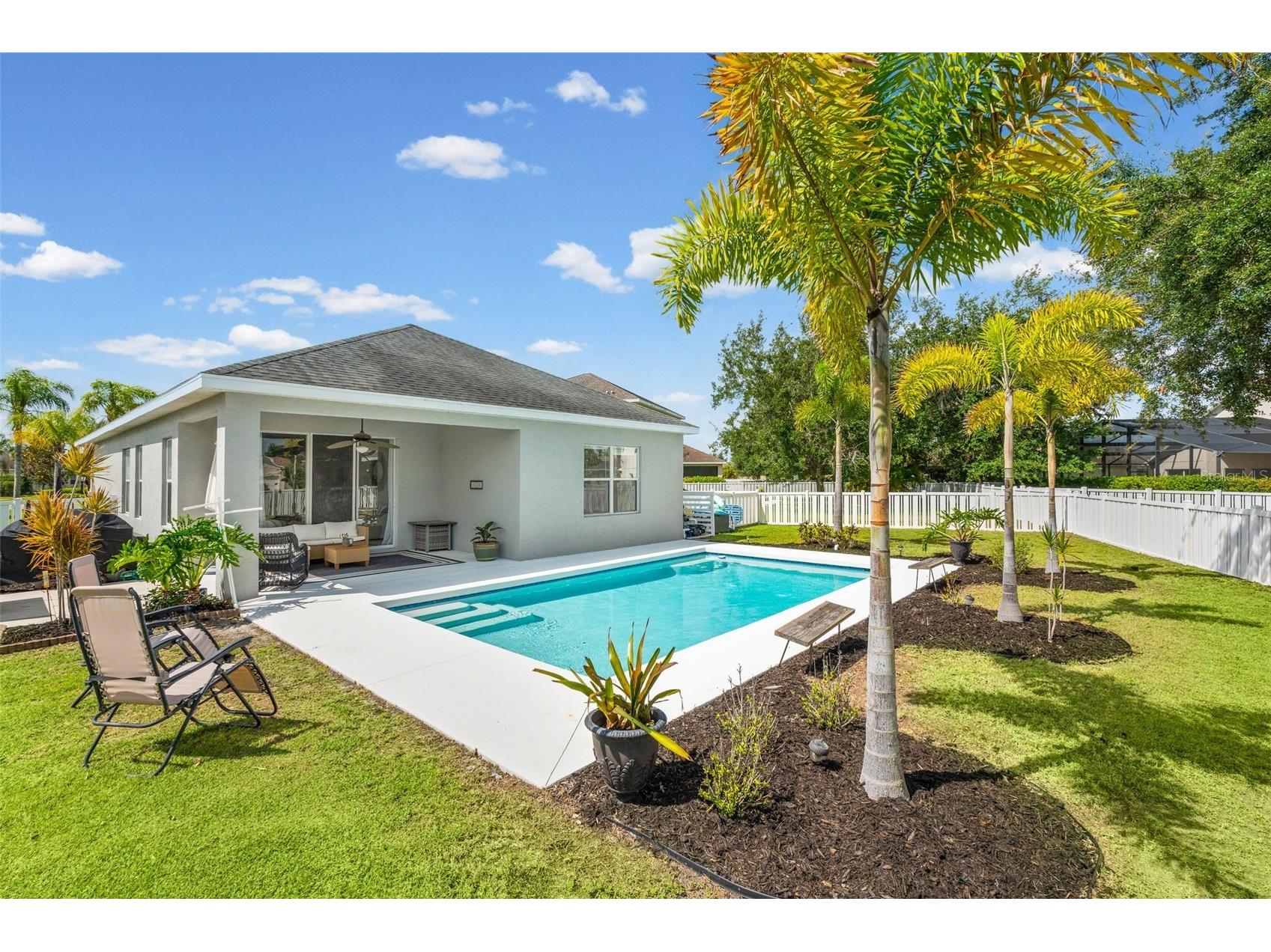 4946 Newport News Circle Bradenton FL 34211 A4695339 image2