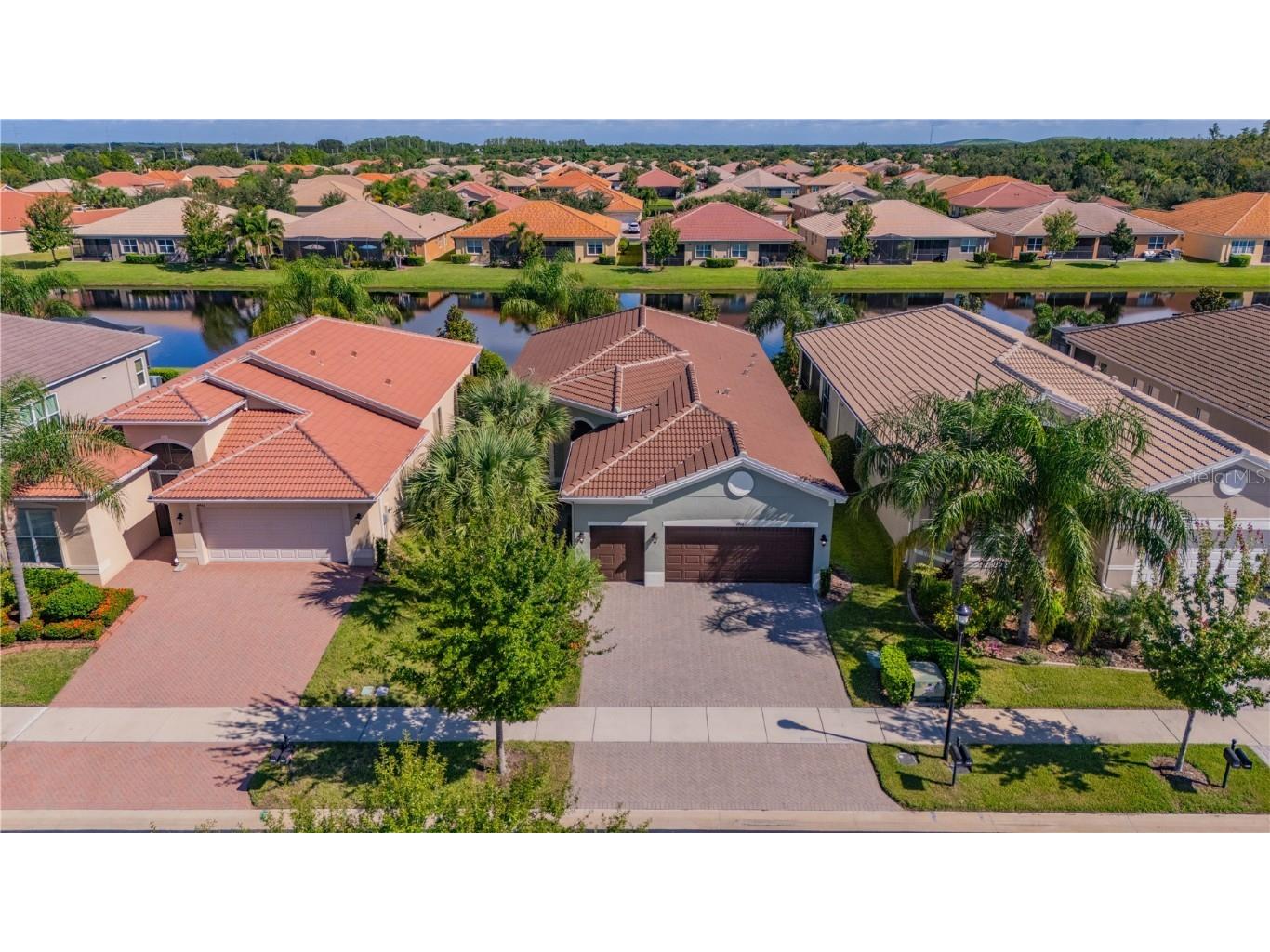 4948 Grand Banks Drive Wimauma FL 33598 TB8423241 image2