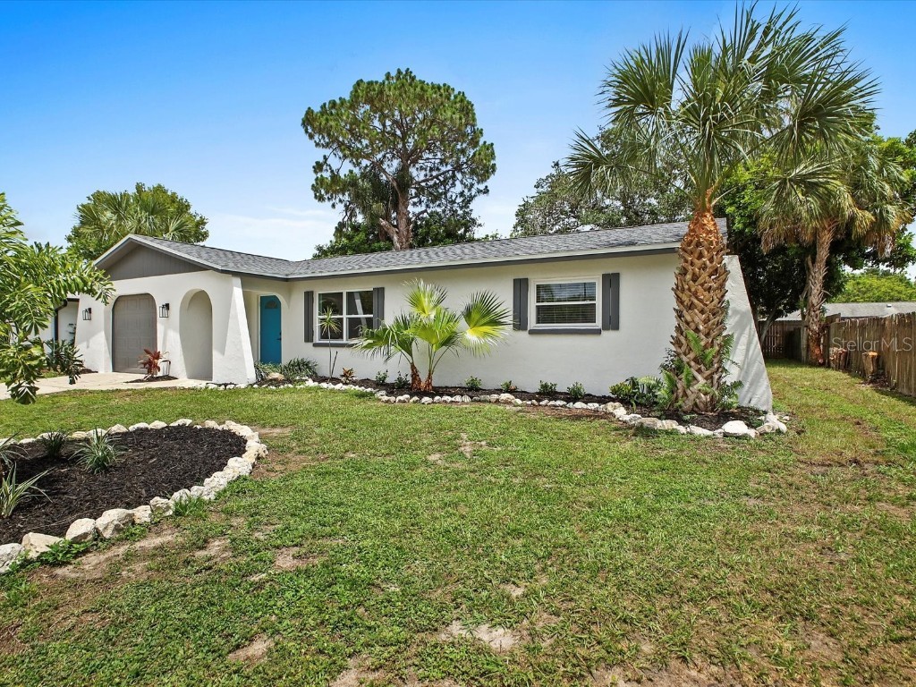 4948 Live Oak Drive Sarasota FL 34232 A4539127 image1