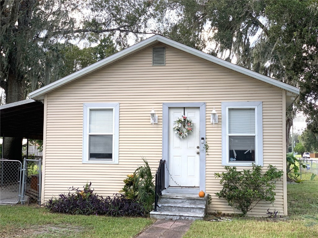 4949 17th Street Zephyrhills FL 33542 P4923177 image1