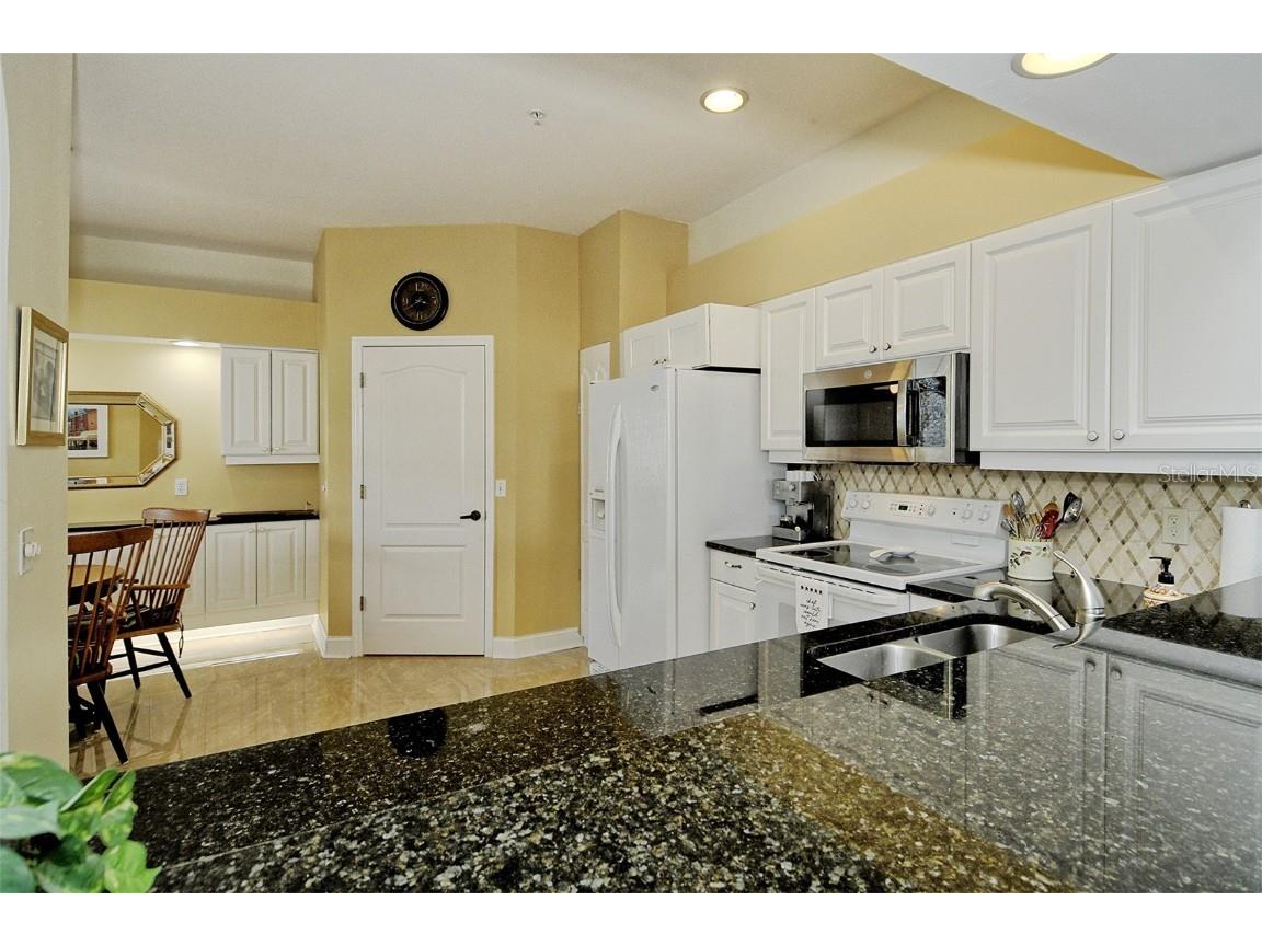 4949 Chase Oaks Drive Sarasota FL 34241 A4676839 image18