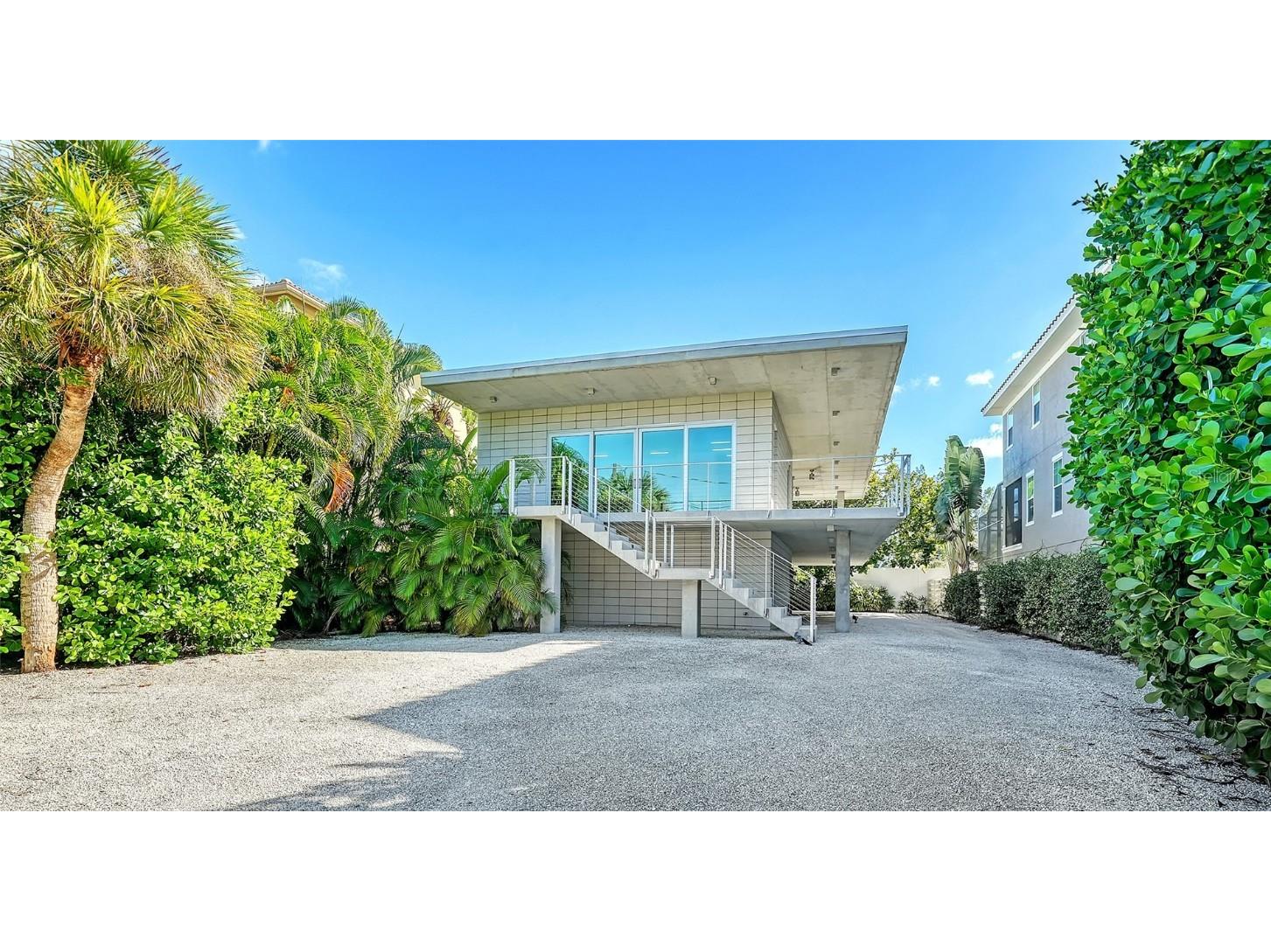 4949 Commonwealth Drive Sarasota FL 34242 A4627667 image1