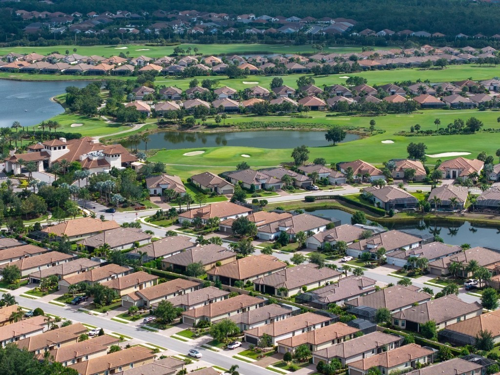 4949 Savona Run Bradenton FL 34211 A4655046 image36