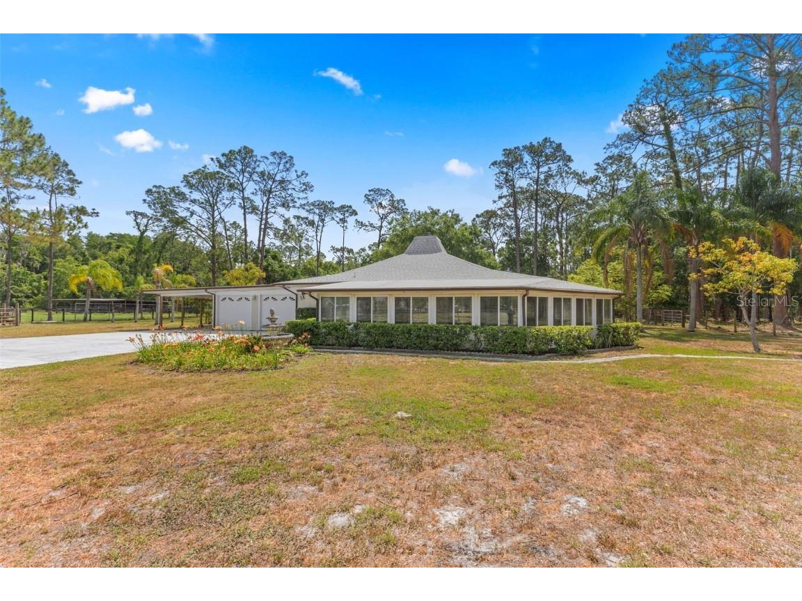 495 Appaloosa Road Tarpon Springs FL 34688 TB8383913 image1