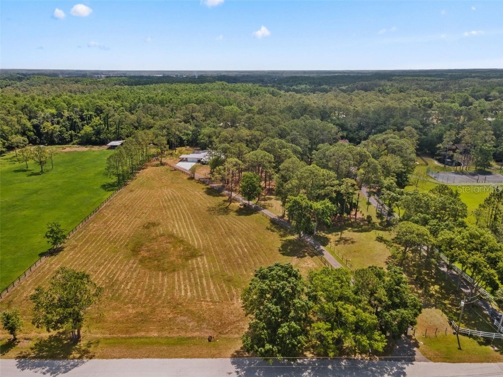 495 Appaloosa Road Tarpon Springs FL 34688 TB8422685 image1