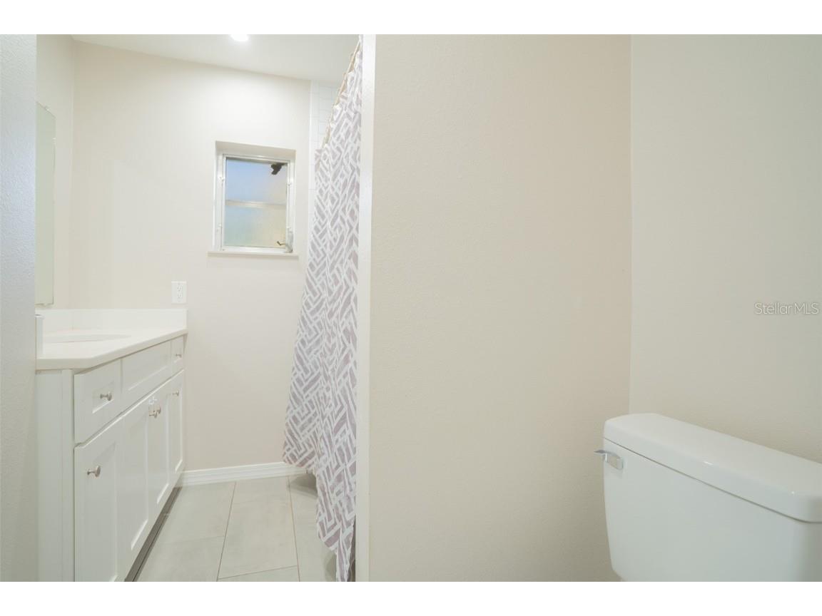 495 Avenue F SE Winter Haven FL 33880 L4957697 image9