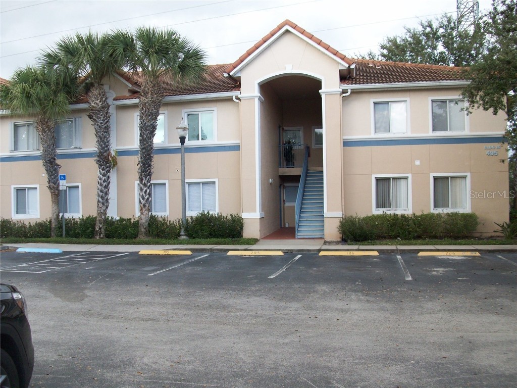 495 Las Cortes Lane #105 Orlando FL 32824 G5075460 image1