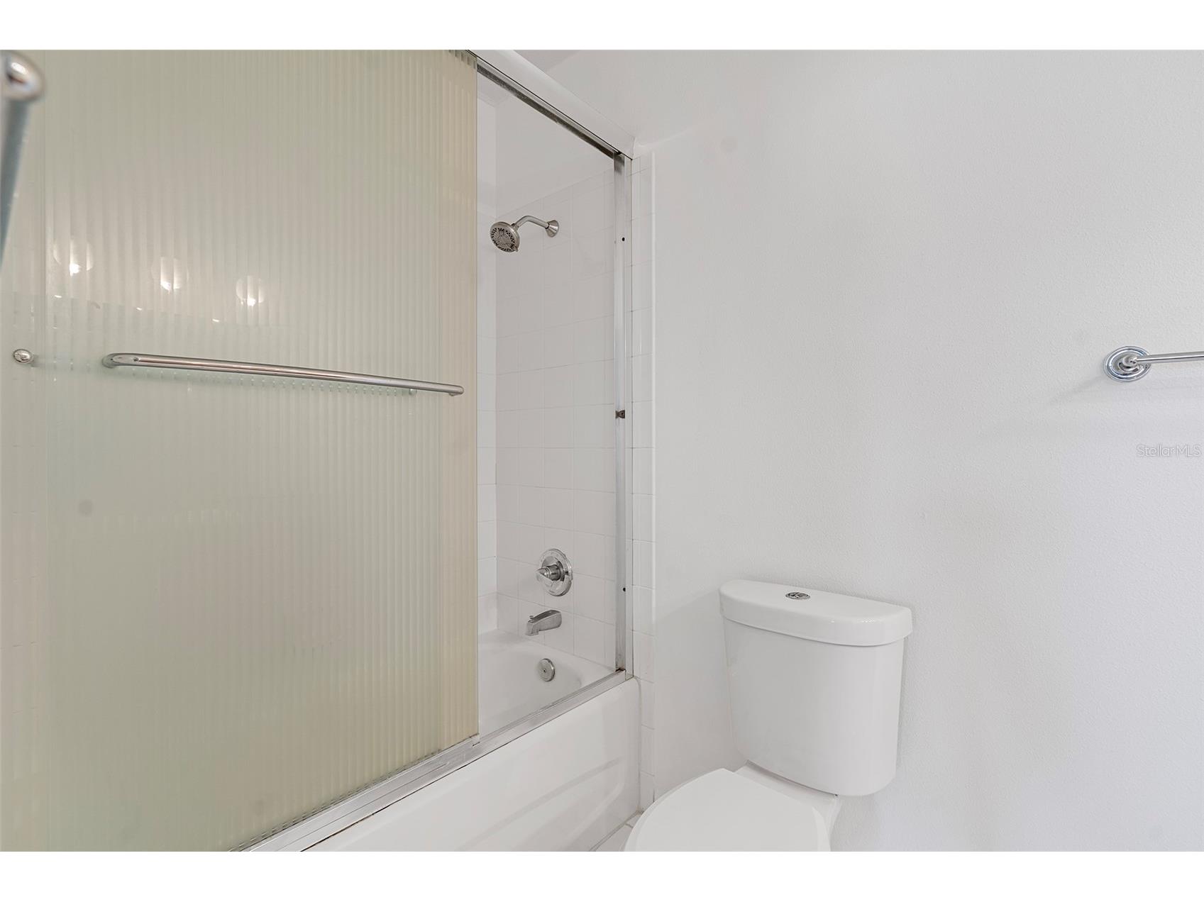 495 Las Cortes Lane #201 Orlando FL 32824 O6370827 image19