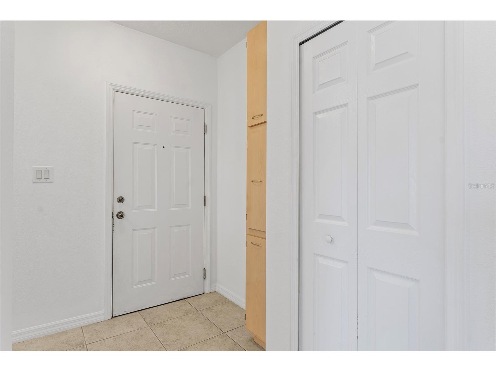 495 Las Cortes Lane #201 Orlando FL 32824 O6370827 image6