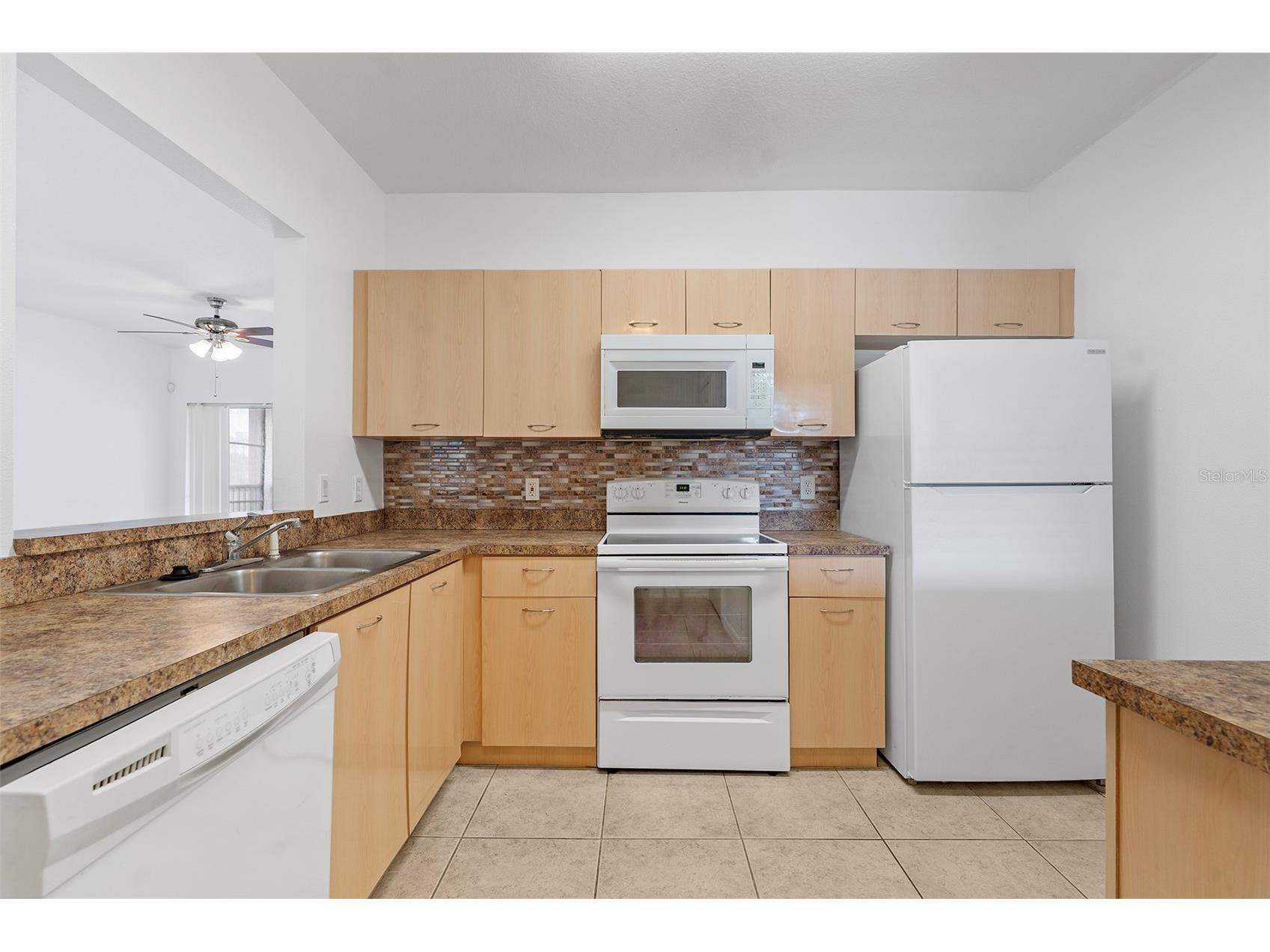 495 Las Cortes Lane #201 Orlando FL 32824 O6370827 image9