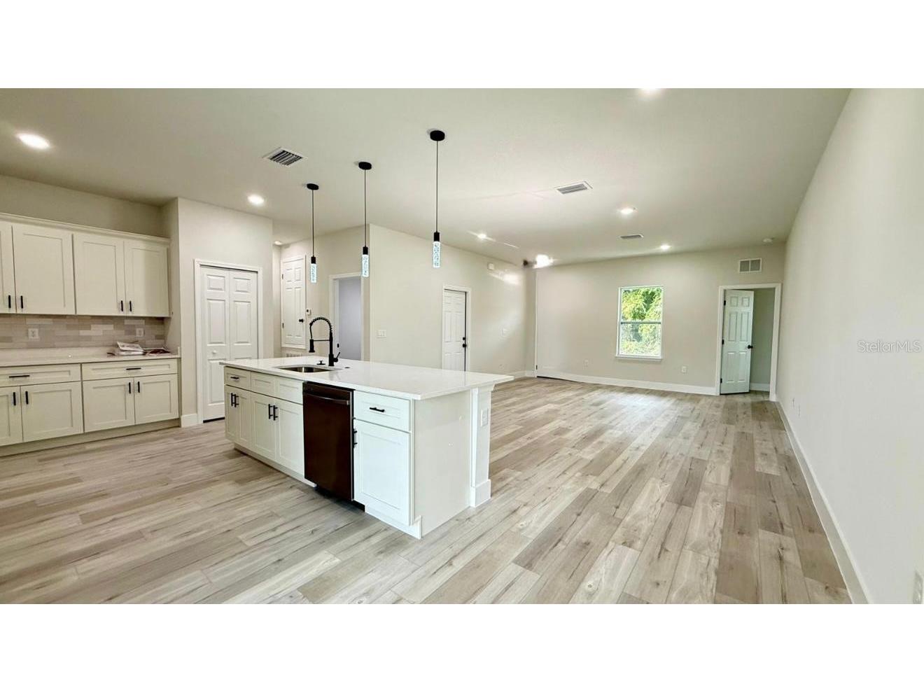 495 Marion Oaks Manor Ocala FL 34473 O6380615 image14