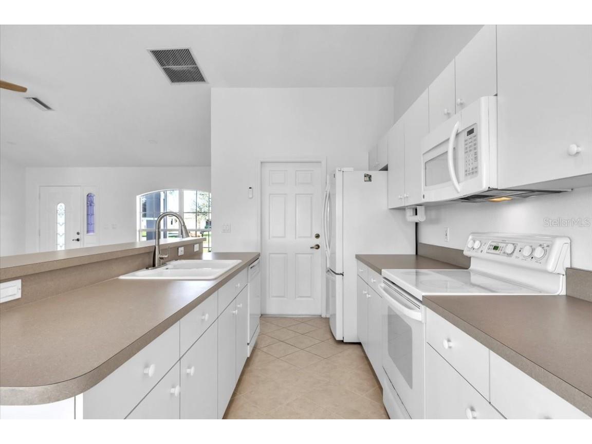 495 Sweetwater Drive Rotonda West FL 33947 C7518125 image19