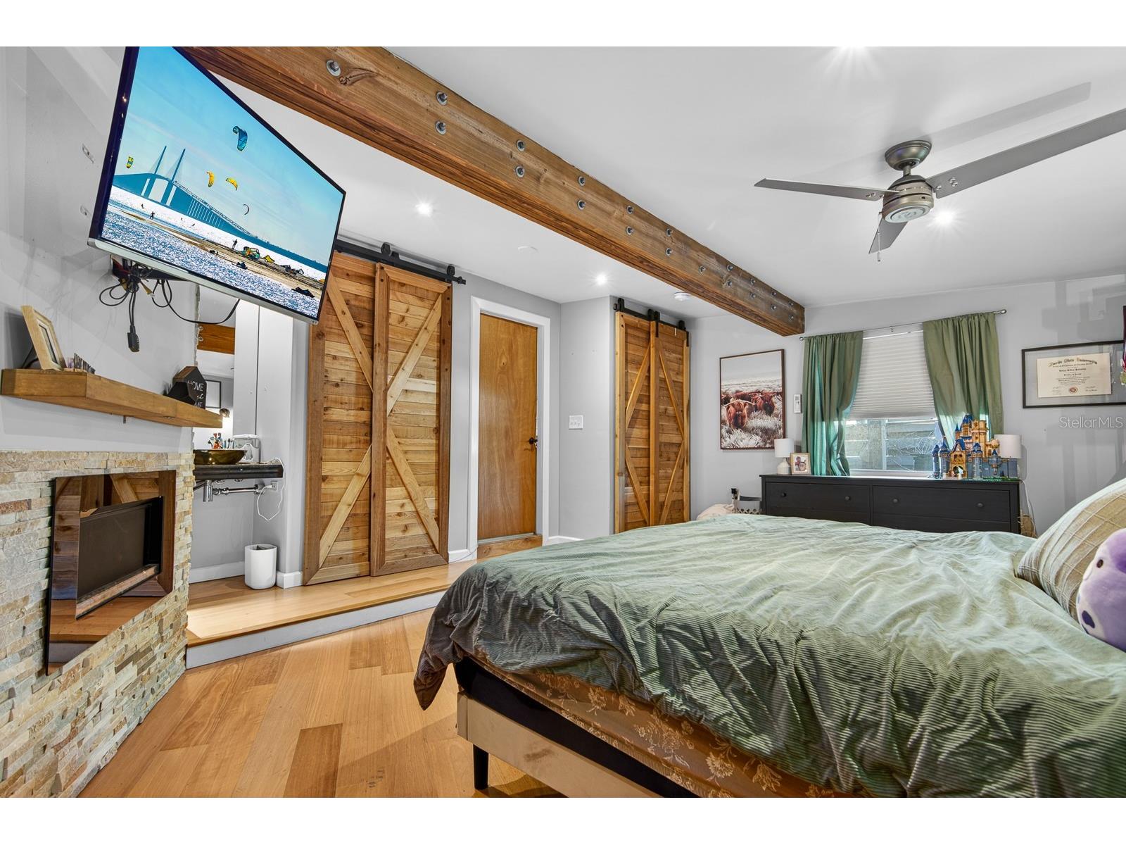 4950 30th Avenue N Saint Petersburg FL 33710 TB8503000 image14