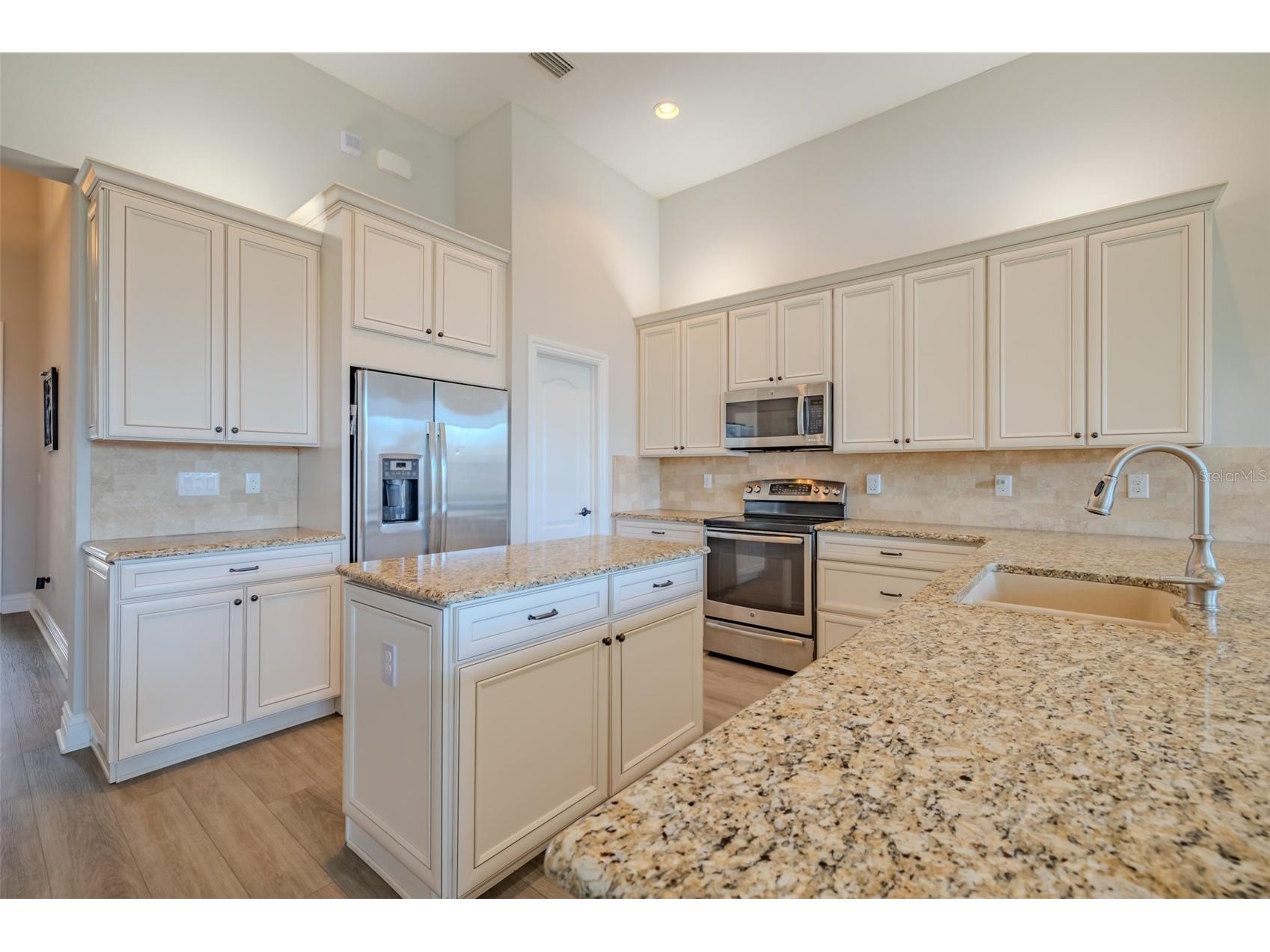 4950 Diamonds Palm Wesley Chapel FL 33543 TB8467939 image9