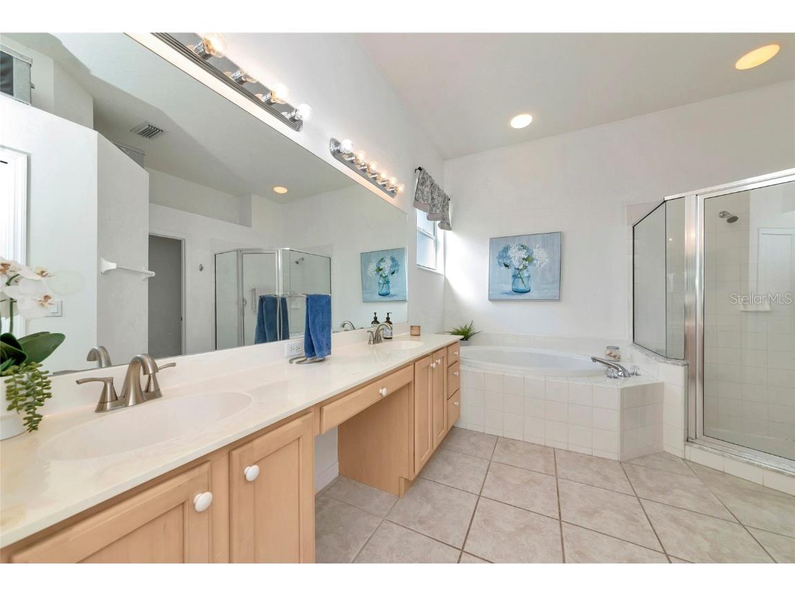 4950 Flagstone Drive Sarasota FL 34238 A4664348 image28