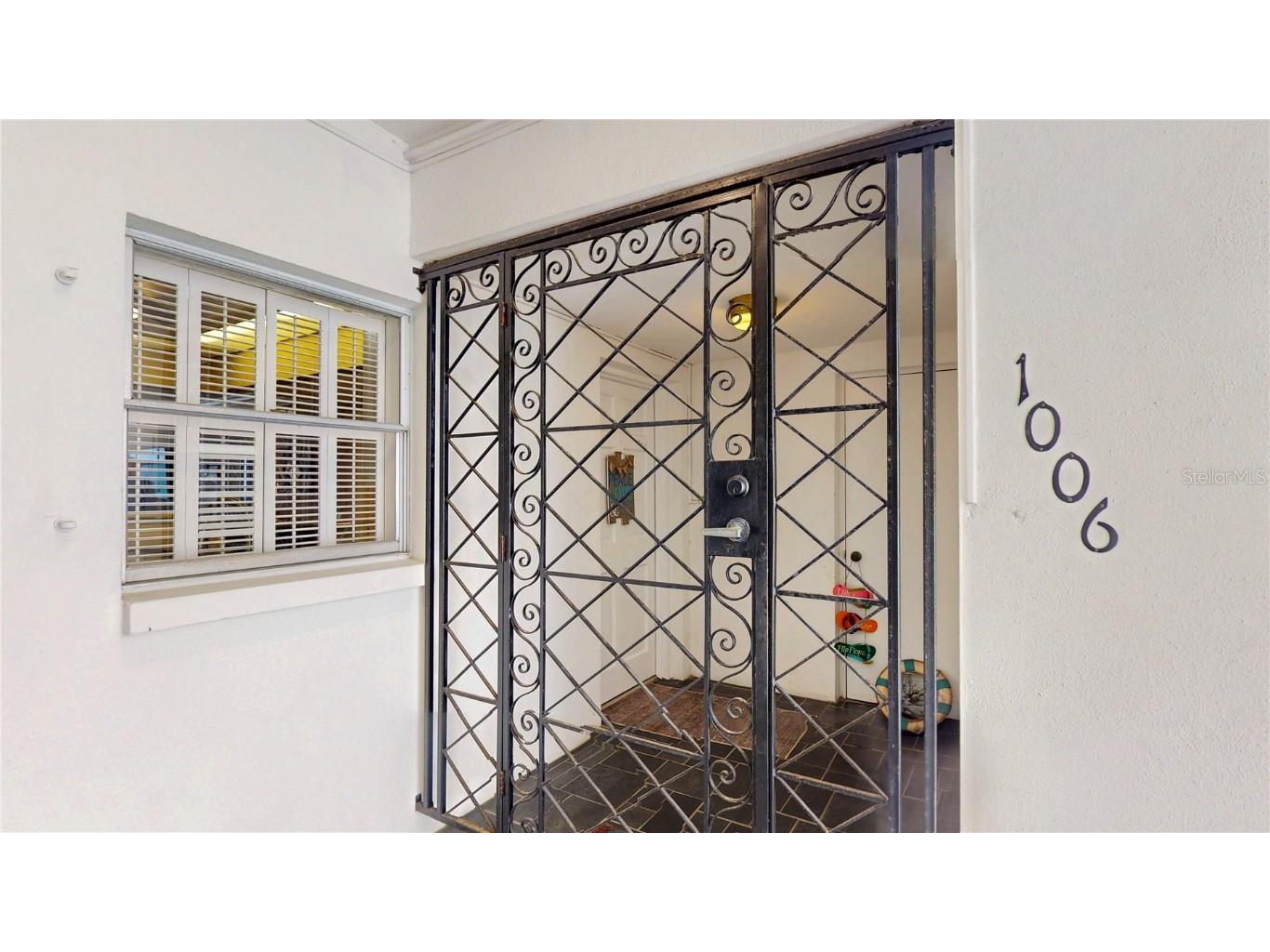 4950 Gulf Boulevard #1006 Saint Pete Beach FL 33706 - GULF TB8403275 image10