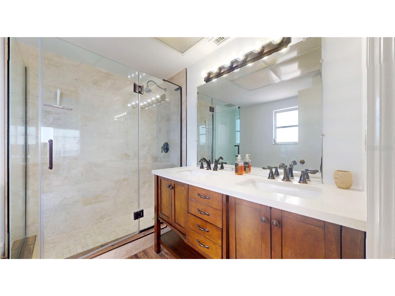 4950 Gulf Boulevard #1006 Saint Pete Beach FL 33706 - GULF TB8403275 image27