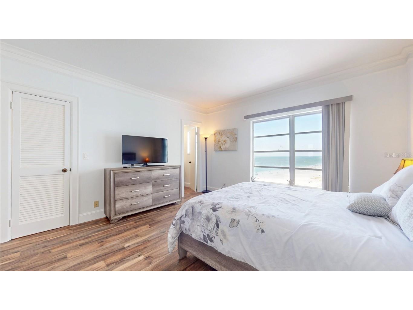 4950 Gulf Boulevard #1006 Saint Pete Beach FL 33706 - GULF TB8403275 image29