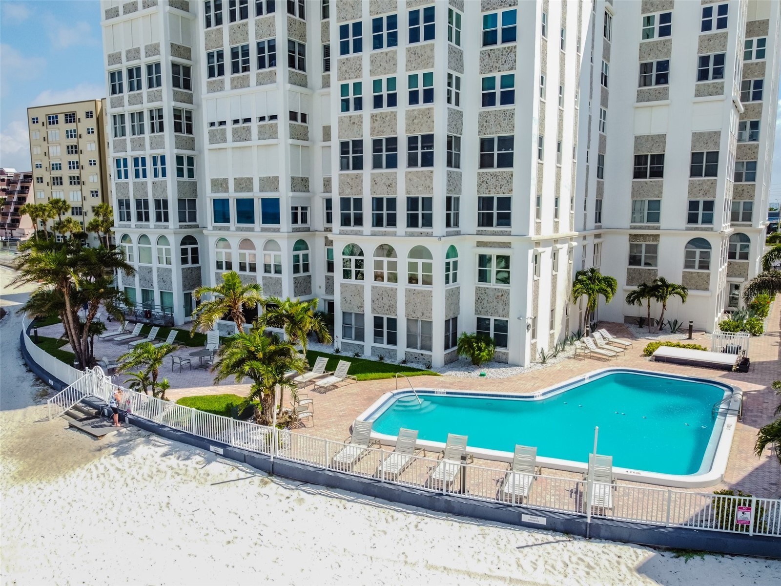 4950 Gulf Boulevard #206 Saint Pete Beach FL 33706 - GULF TB8485913 image39