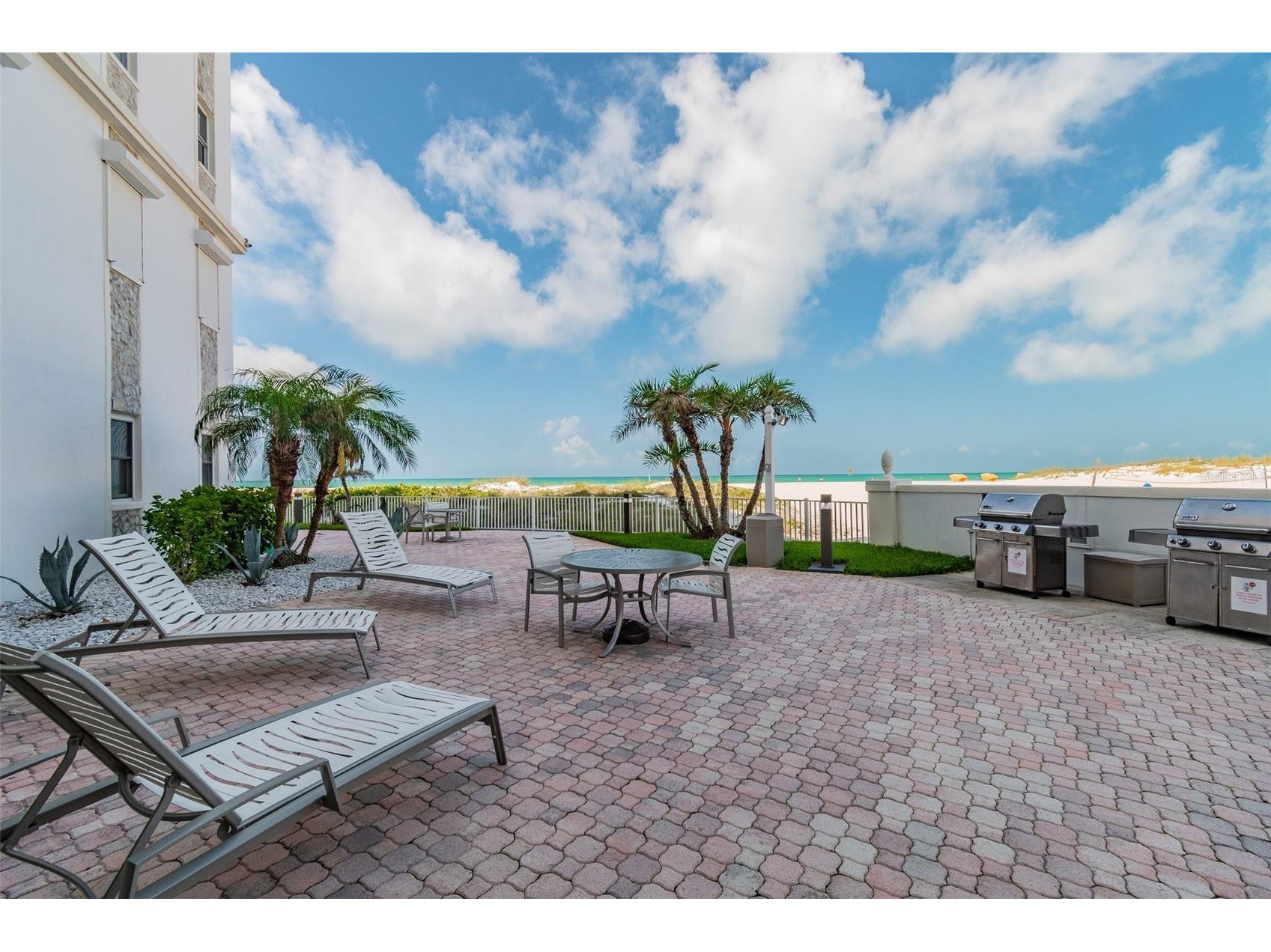4950 Gulf Boulevard #206 Saint Pete Beach FL 33706 - GULF TB8485913 image49