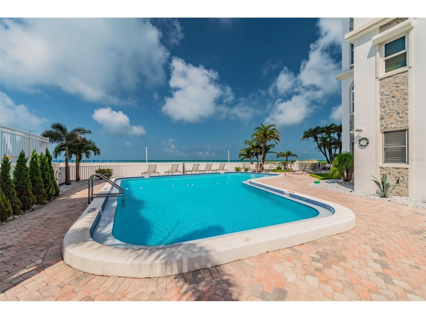 4950 Gulf Boulevard #206 Saint Pete Beach FL 33706 - GULF TB8485913 image50