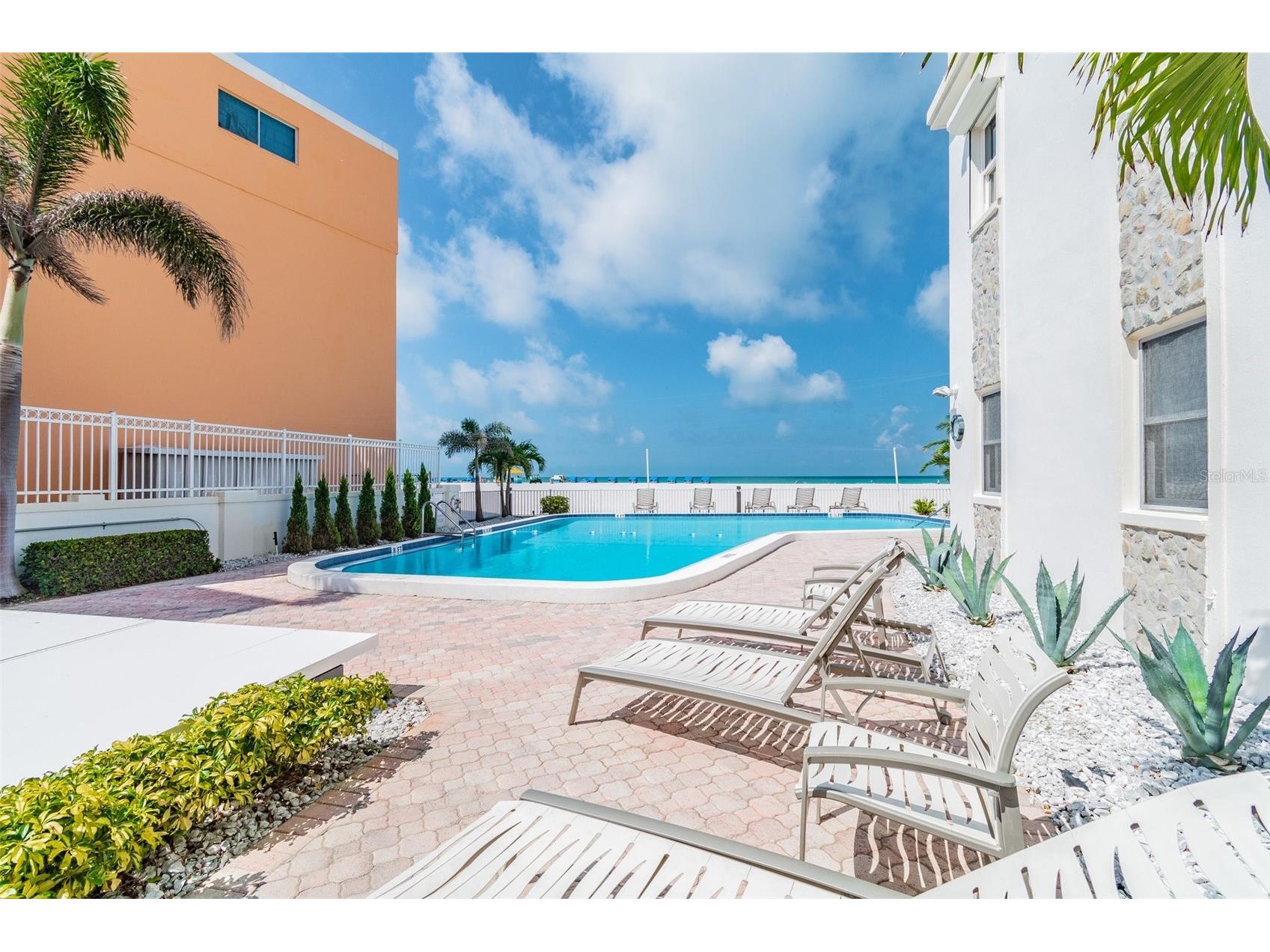4950 Gulf Boulevard #206 Saint Pete Beach FL 33706 - GULF TB8485913 image51