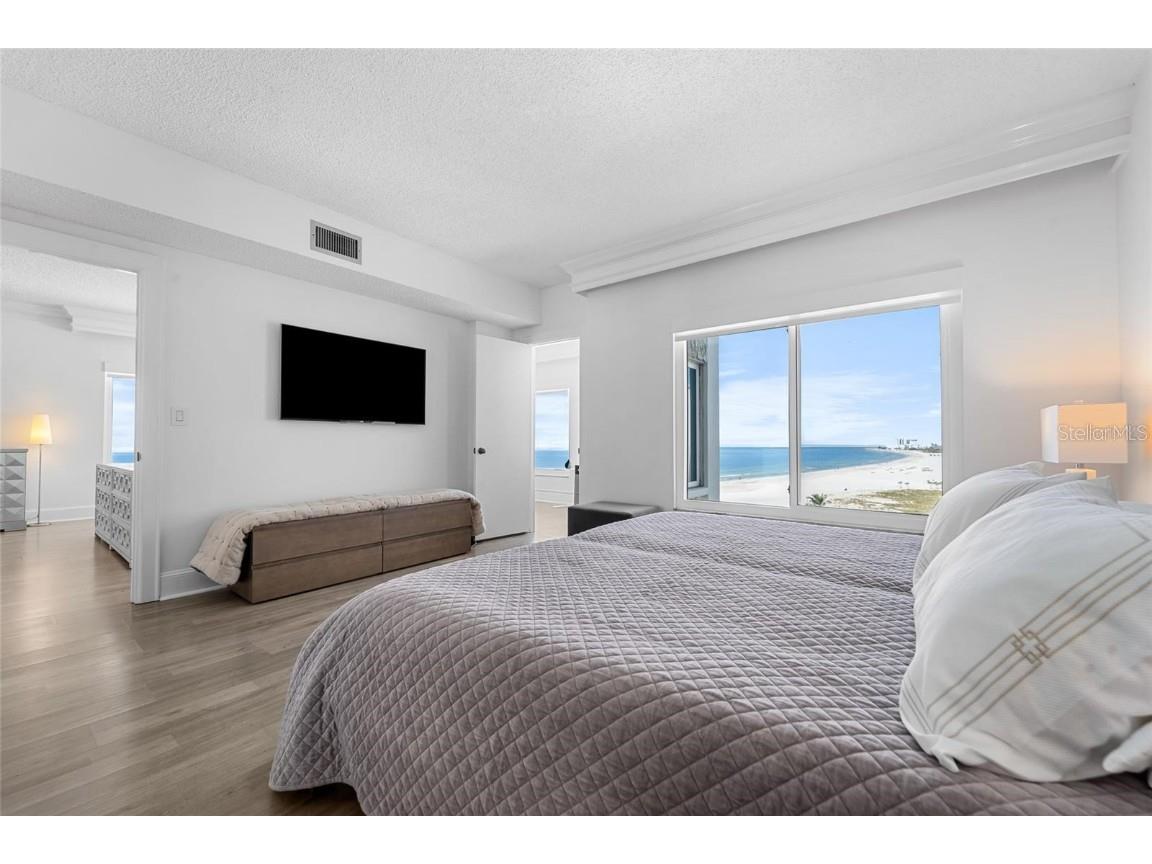 4950 Gulf Boulevard #807 Saint Pete Beach FL 33706 - GULF TB8445904 image32
