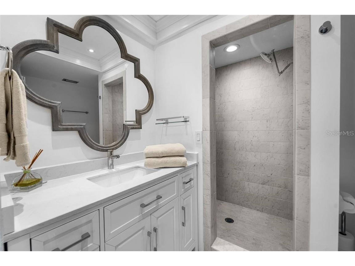 4950 Gulf Boulevard #807 Saint Pete Beach FL 33706 - GULF TB8445904 image35