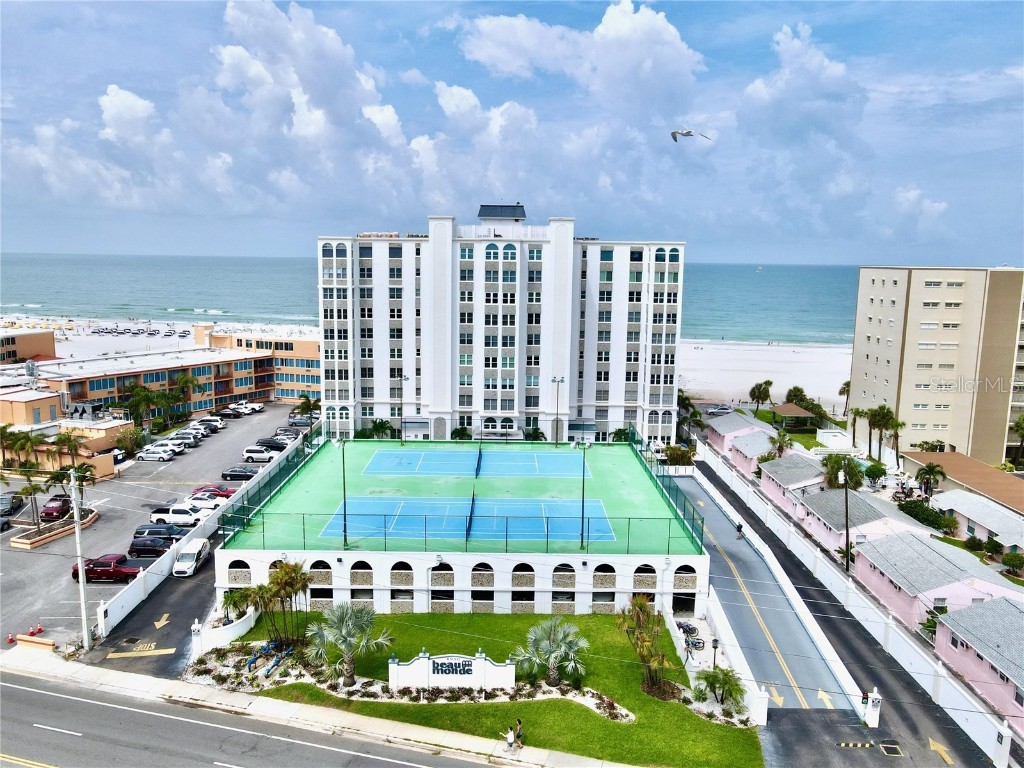 4950 Gulf Boulevard #909 Saint Pete Beach FL 33706 U8205091 image1