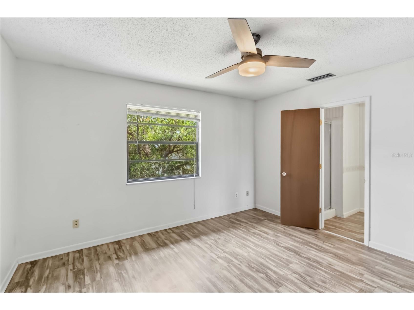 4951 91st Avenue N #33 Pinellas Park FL 33782 A4689955 image17