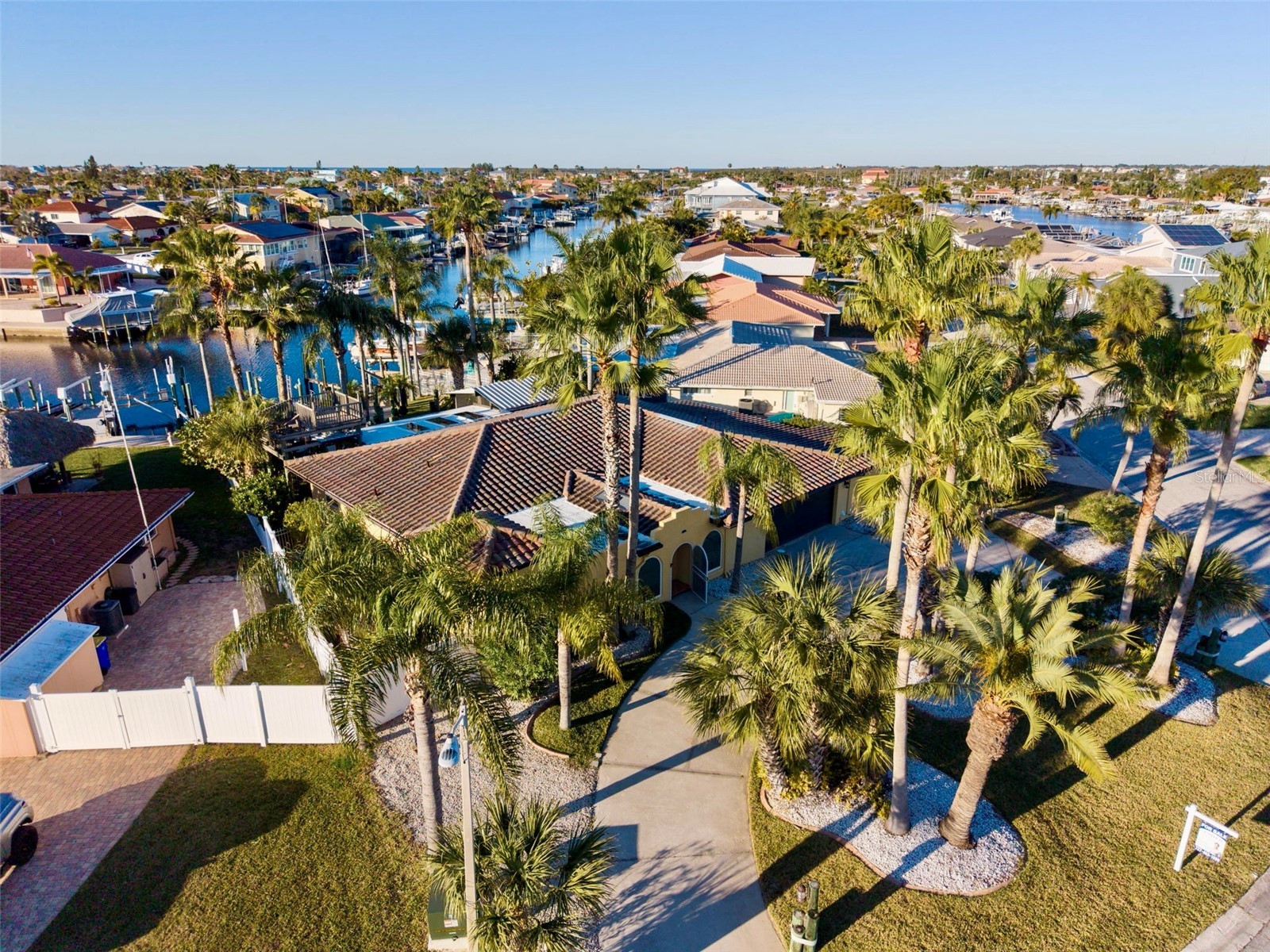 4951 Galleon Court New Port Richey FL 34652 - THE GULF O6377560 image1