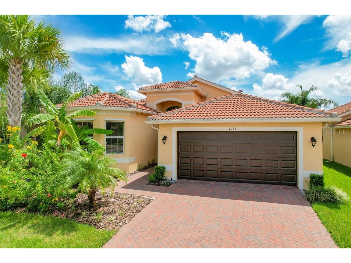 4951 Grand Banks Drive Wimauma FL 33598 T3543674 image1