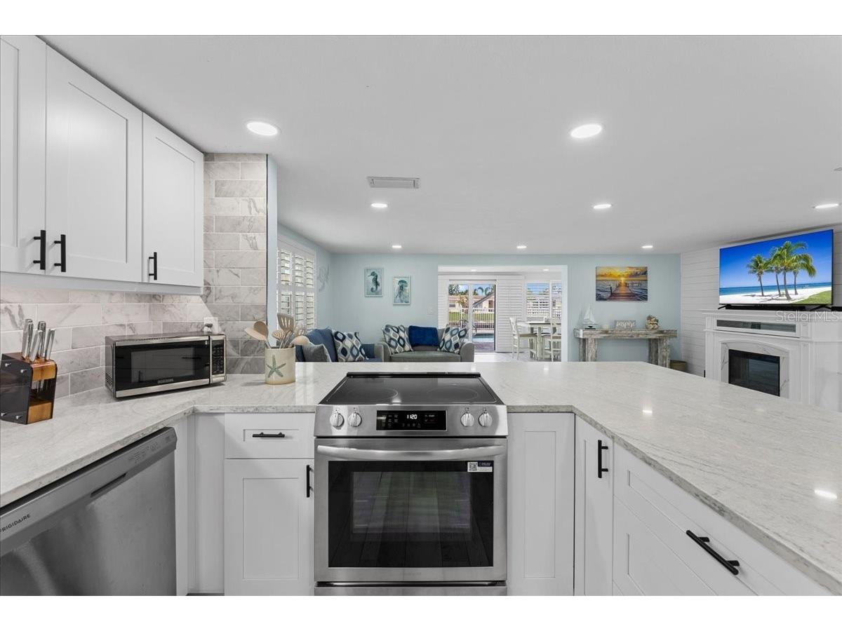 4951 Pompano Drive New Port Richey FL 34652 TB8513094 image16