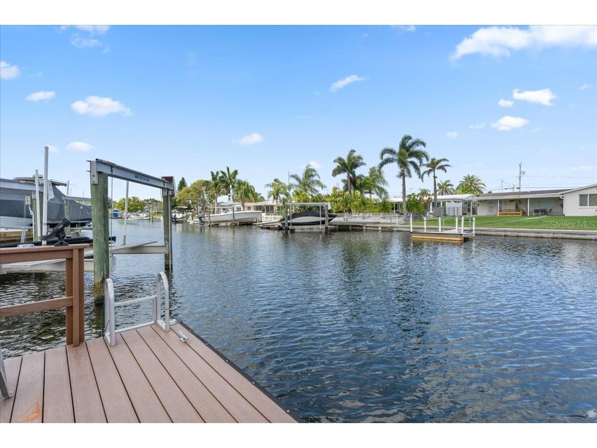 4951 Pompano Drive New Port Richey FL 34652 TB8513094 image42