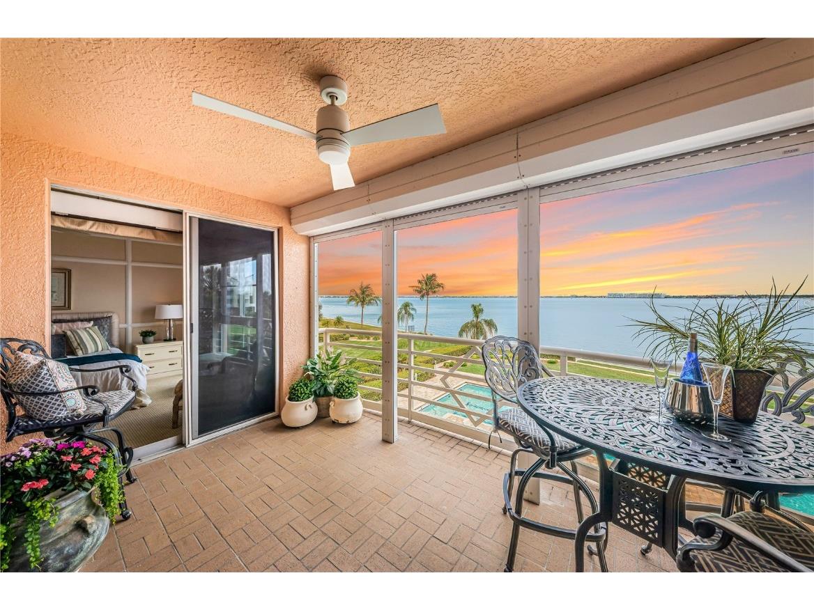 4953 Bacopa Lane S #204 Saint Petersburg FL 33715 - BOCA CIEGA BAY U8242729 image1