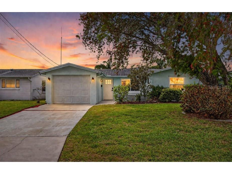 4953 Blue Heron Drive New Port Richey FL 34652 TB8495159 image1
