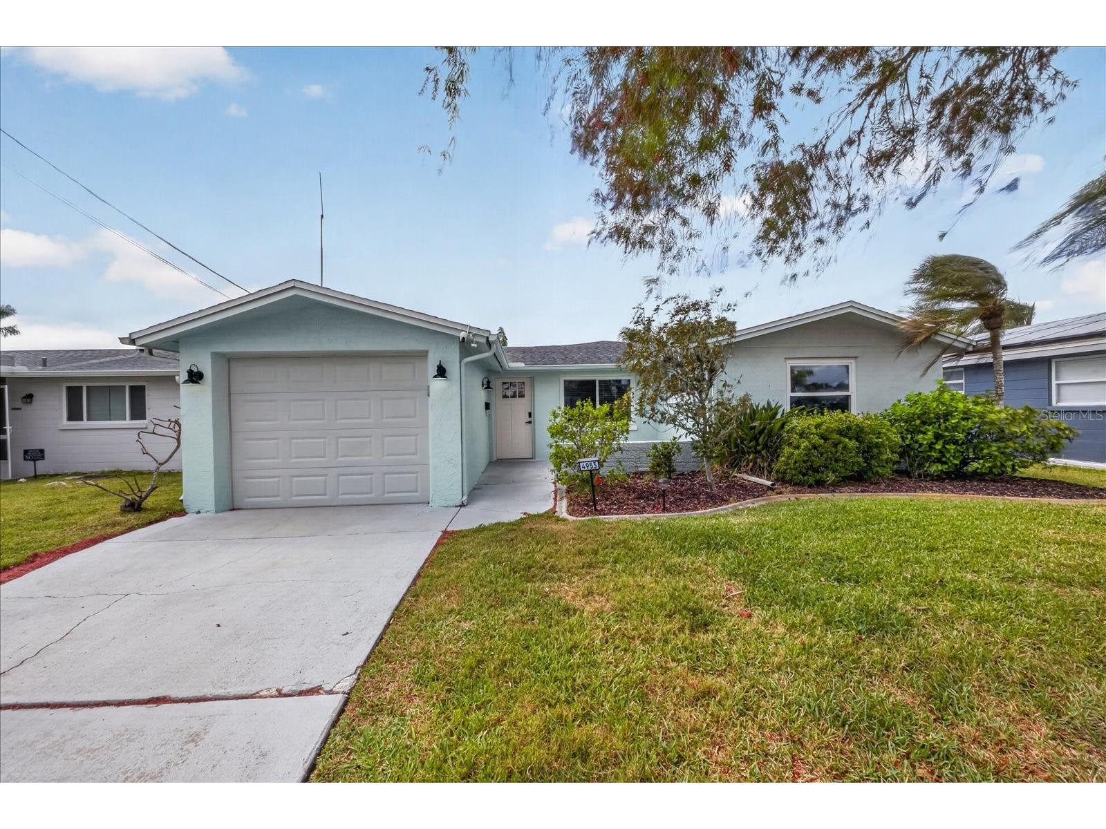 4953 Blue Heron Drive New Port Richey FL 34652 TB8495159 image34
