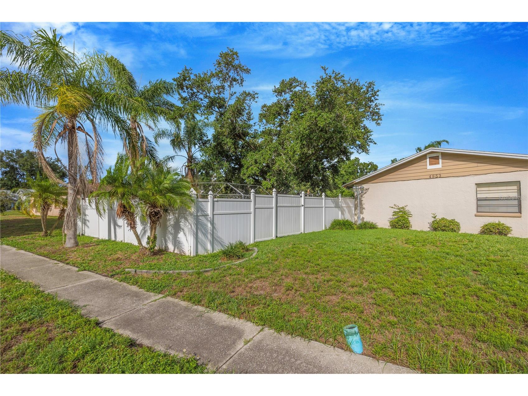 4953 Pennsbury Drive Tampa FL 33624 TB8500785 image5